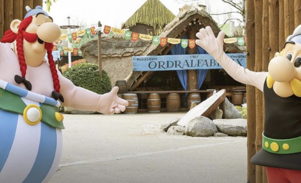 La Table des Druides banquet gaulois Parc Astérix, accessible PMR